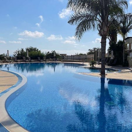 Eleona'S Royal Gardens By Yiota - Luxury 2 Bed Apartment In Exclusive Complex بييا المظهر الخارجي الصورة