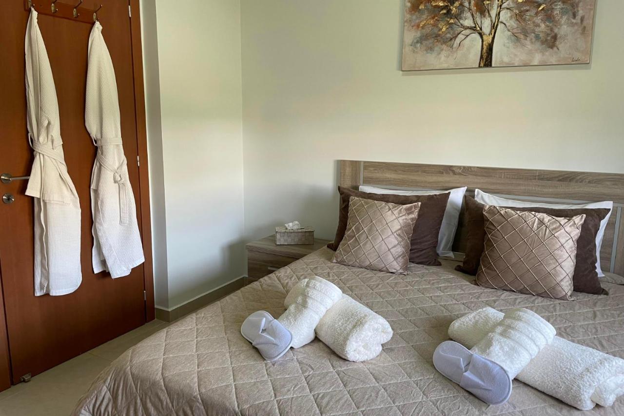 Eleona'S Royal Gardens By Yiota - Luxury 2 Bed Apartment In Exclusive Complex بييا المظهر الخارجي الصورة