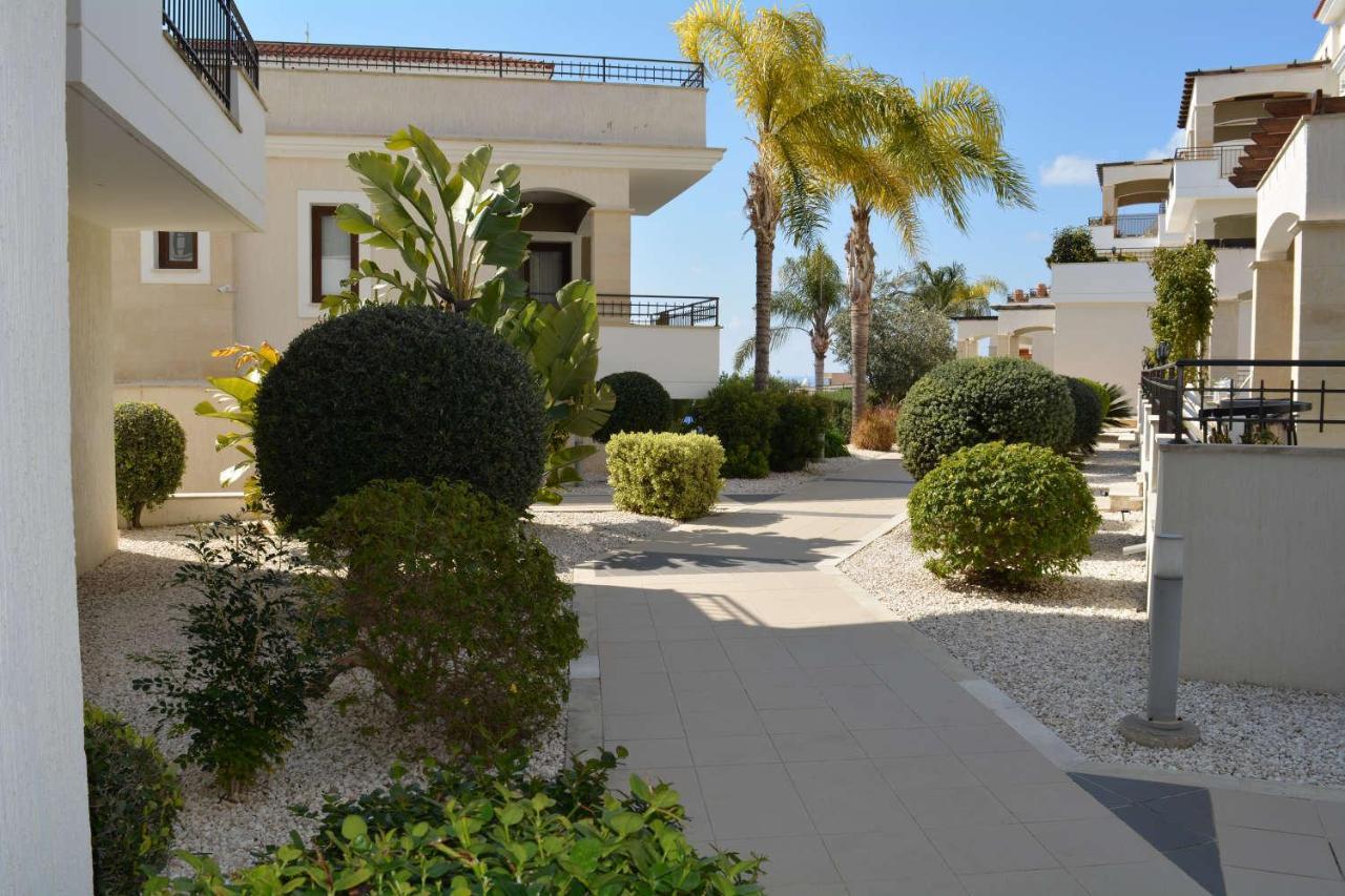 Eleona'S Royal Gardens By Yiota - Luxury 2 Bed Apartment In Exclusive Complex بييا المظهر الخارجي الصورة