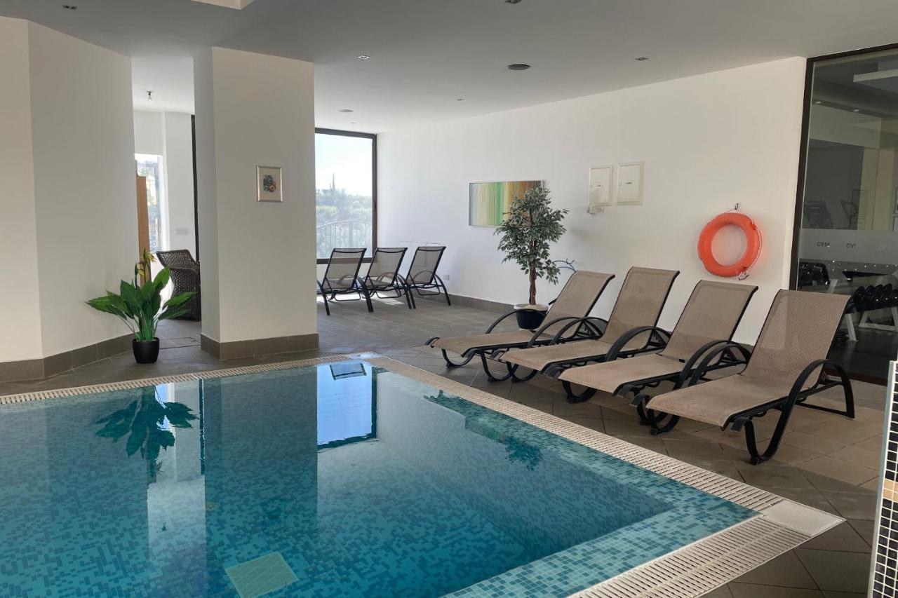 Eleona'S Royal Gardens By Yiota - Luxury 2 Bed Apartment In Exclusive Complex بييا المظهر الخارجي الصورة