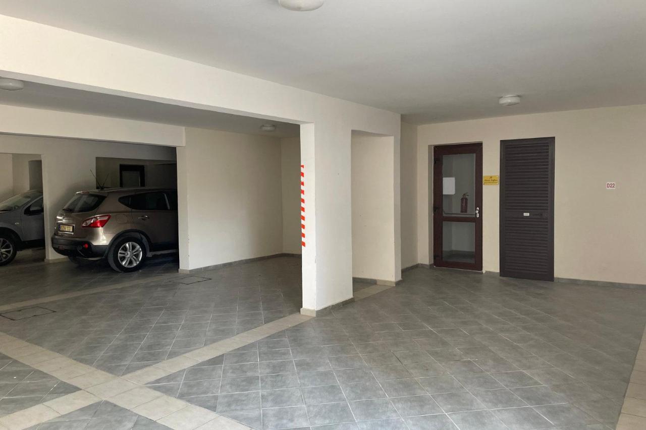 Eleona'S Royal Gardens By Yiota - Luxury 2 Bed Apartment In Exclusive Complex بييا المظهر الخارجي الصورة